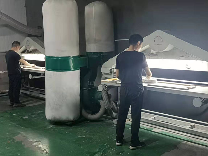 拉丝机